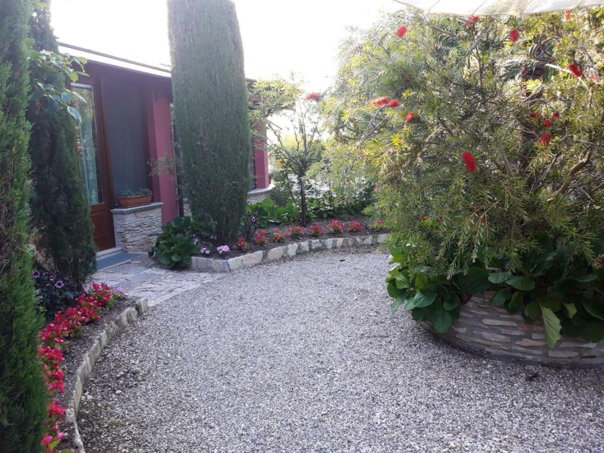 Debora Maison B&B Colombare Di Sirmione Eksteriør bilde